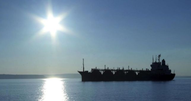 Краска для кораблей отражающая Солнце